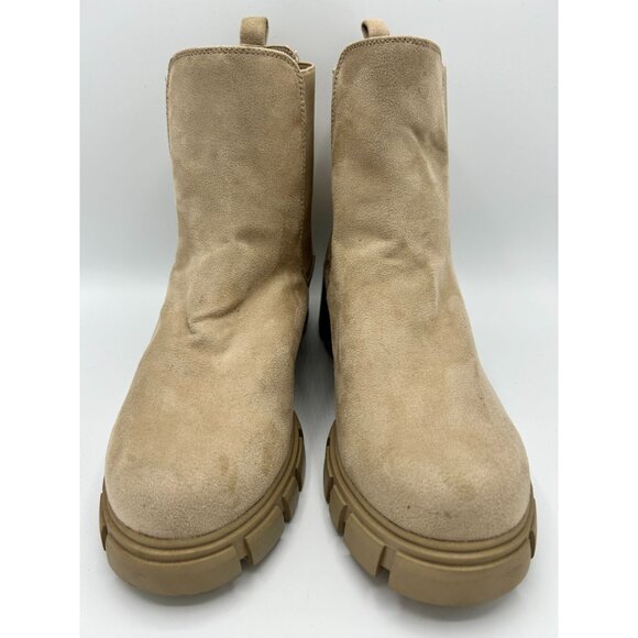 Madden Girl Womens Tessa Beige Chunky Chelsea Lug Soles Boots Size 10M - Picture 2 of 8